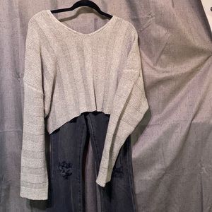 gray long sleeve sweater